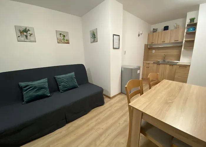 דירה Castle פמפורובו