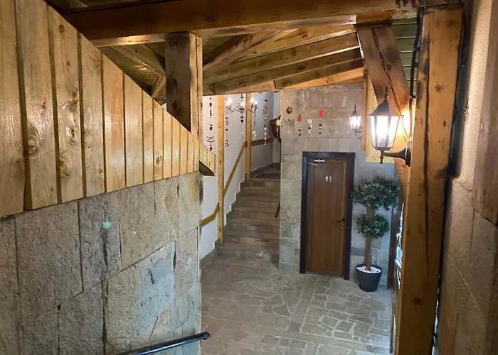 דירה Castle פמפורובו