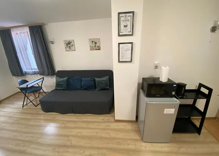 Castle פמפורובו